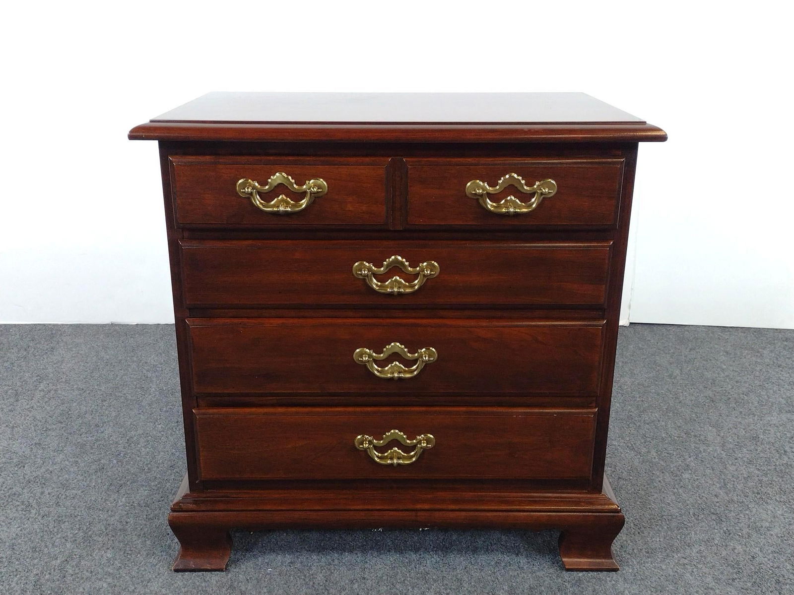 Thomasville Night Stand (1 of 6)