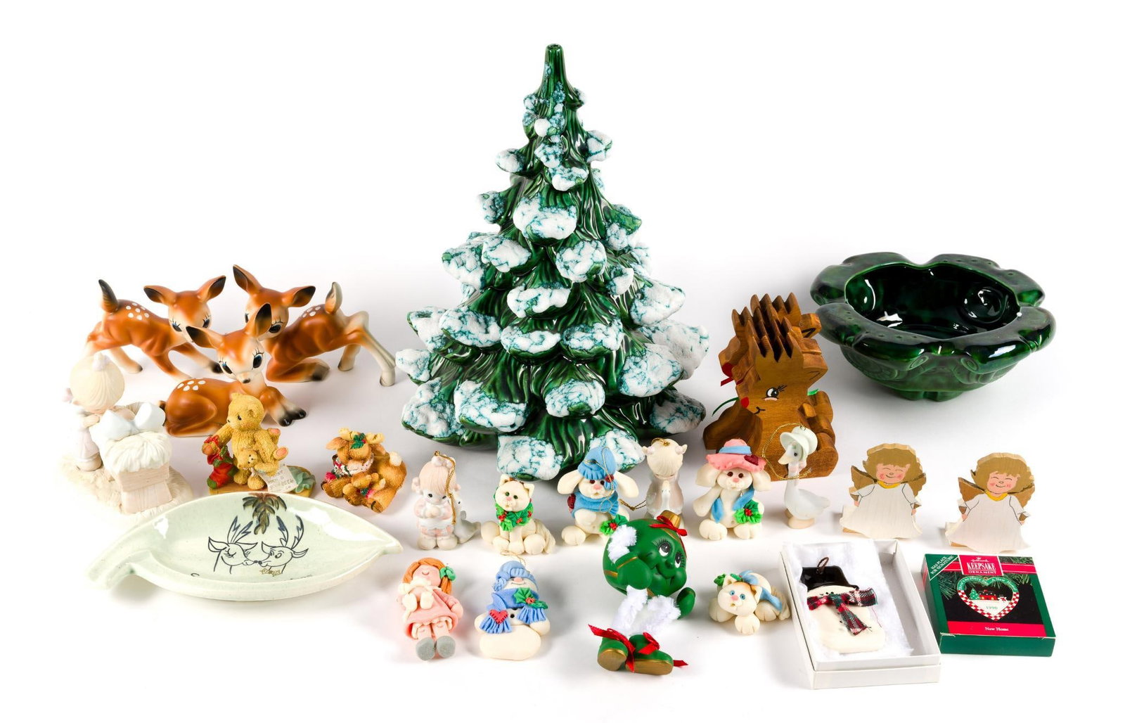 Christmas Decoratives Incl Ceramic Tree (1 of 6)