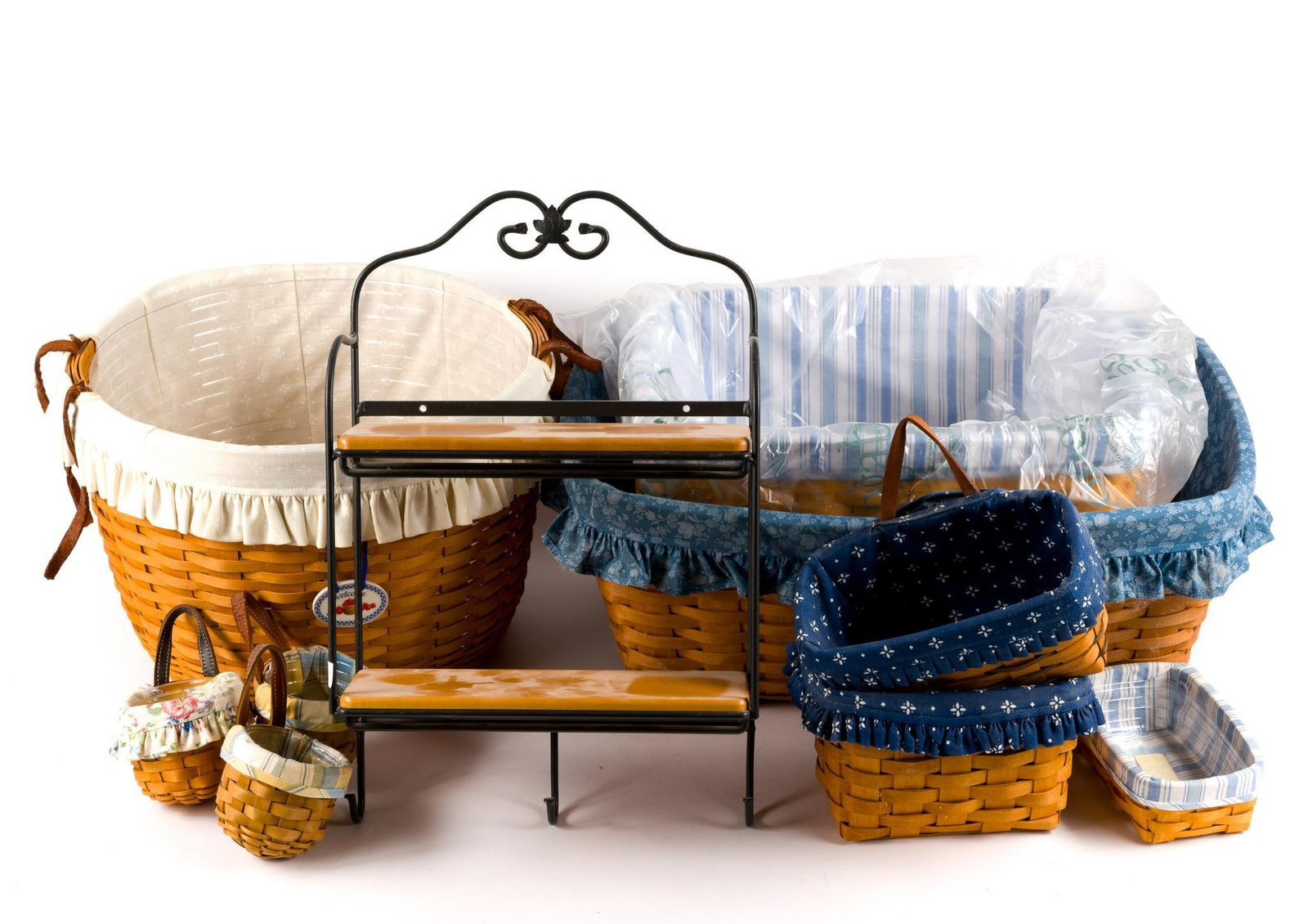 9 Longaberger Baskets & Wall Shelf (1 of 7)