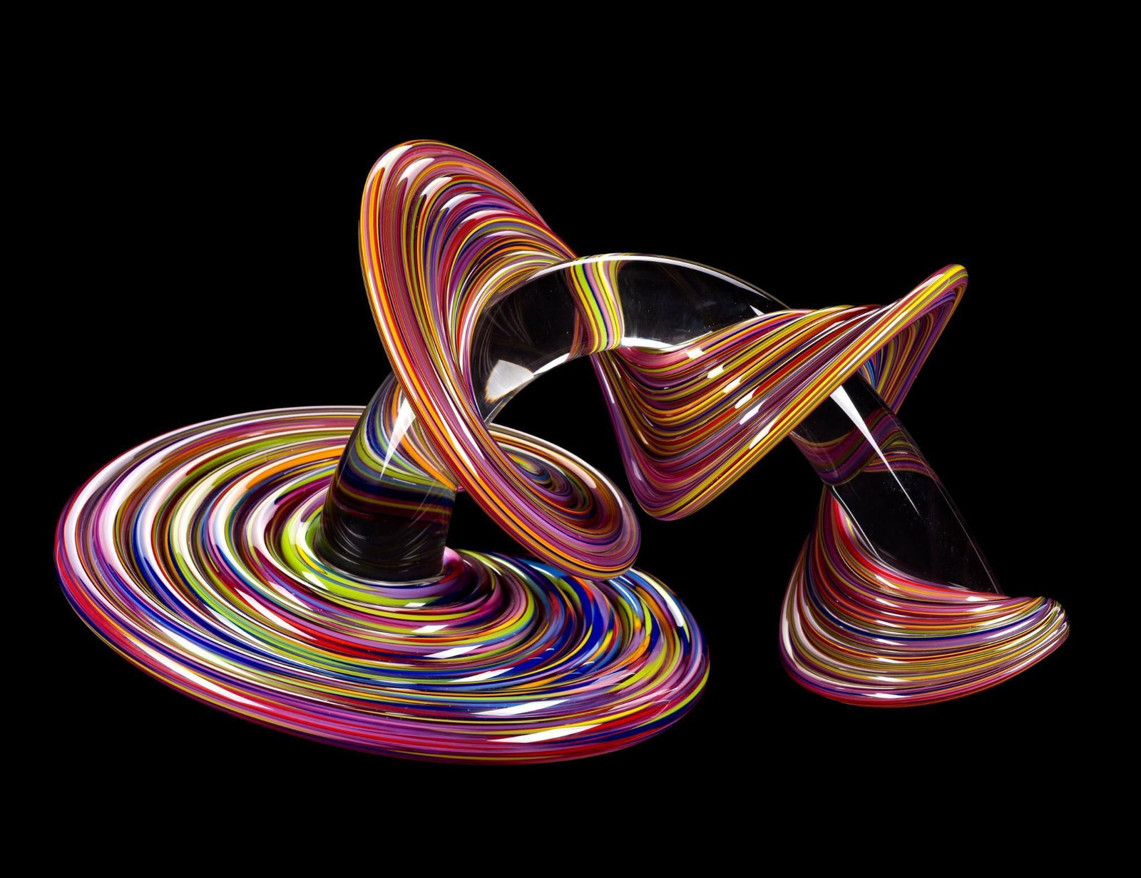 Thomas Kelly Art Glass Heechee Sculpture: Signed. 10-1/2" wide x 8" high.