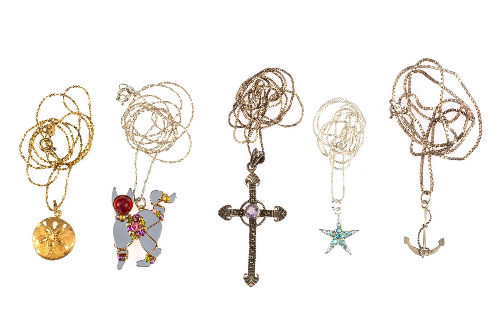 5 Sterling Silver Necklaces: All marked. 0.70 ozt total. Chain measure 20" to 24" long.