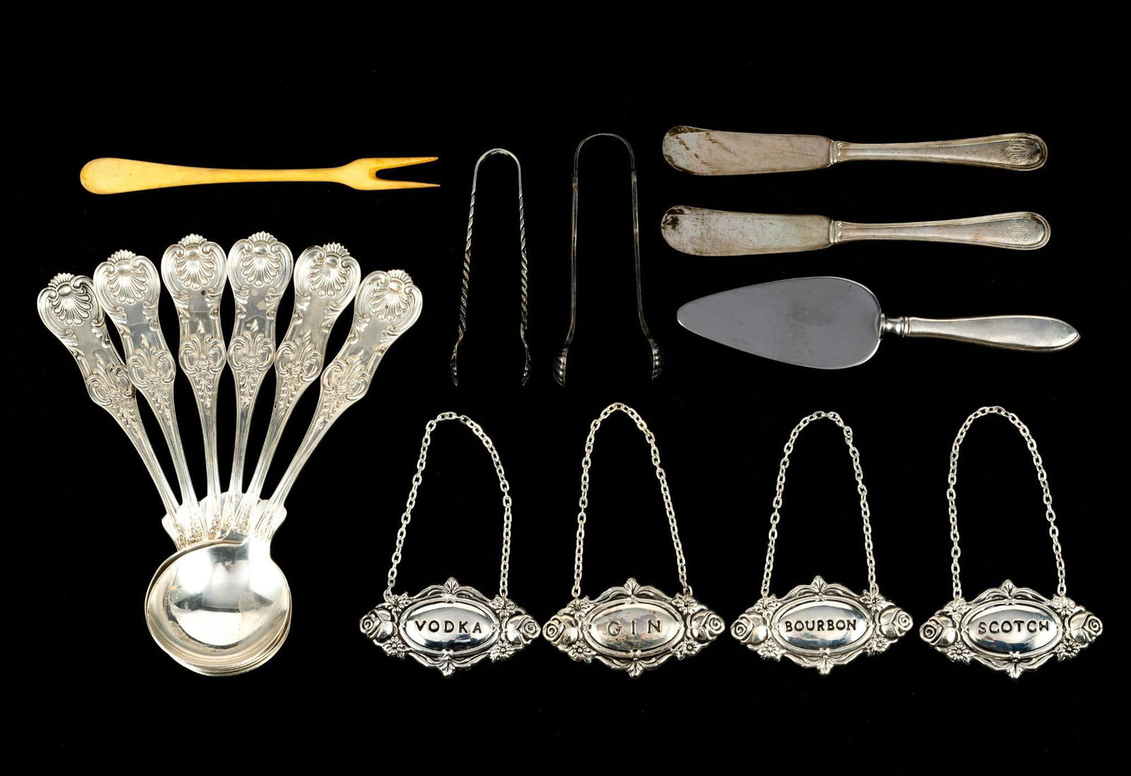 Bailey Banks & Biddle Sterling Silver Soup Spoons.: Six antique Kings pattern Bailey Banks & Biddle soup spoons. Length is 6 7/8". The lot also includes other sterling and sterling handled pieces and Gorham sterling liquor nameplates. Total weight of p