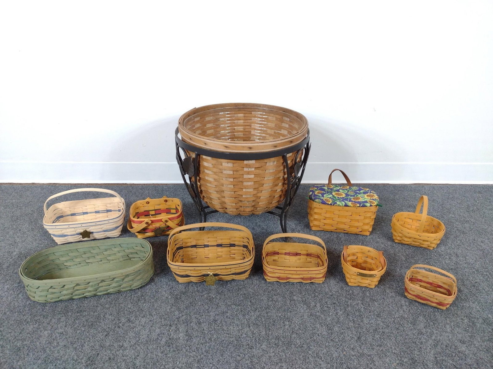 10 Longaberger Baskets (1 of 5)