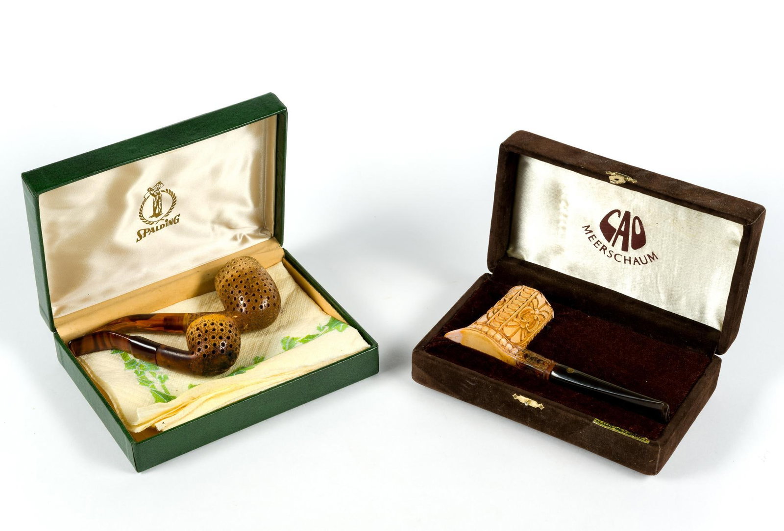 3 Vintage Pipes Incl. Meerschaum: 7-1/2" wide x 2" to 2-1/4" high.