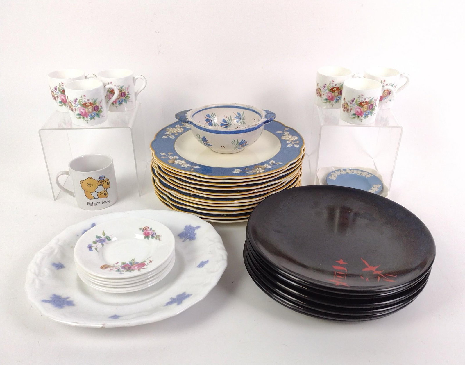 Lot Of Ceramics Incl K. Lamoyne (1 of 13)