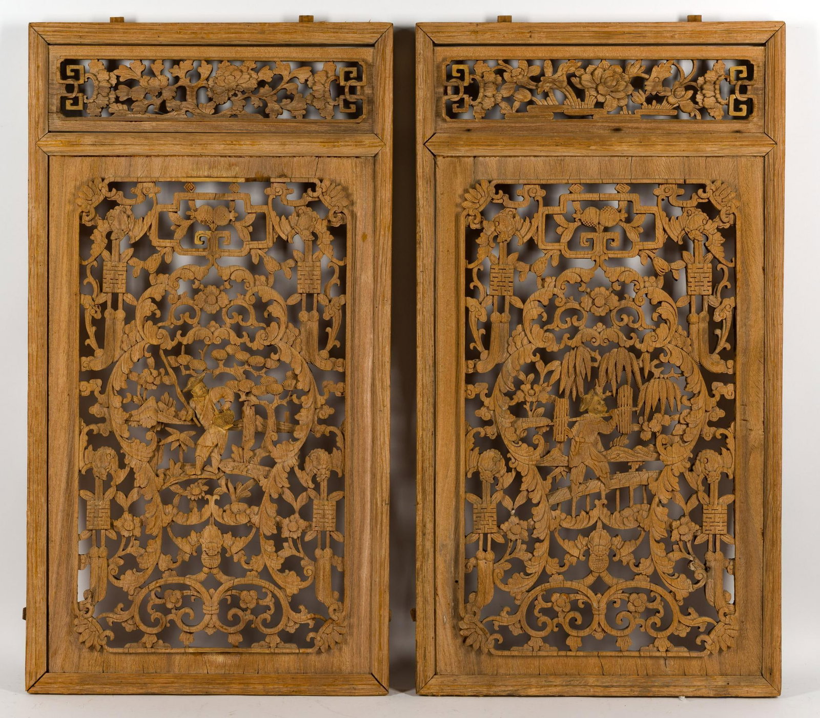 2 Chinese Wood Carved Panels (1 of 4)