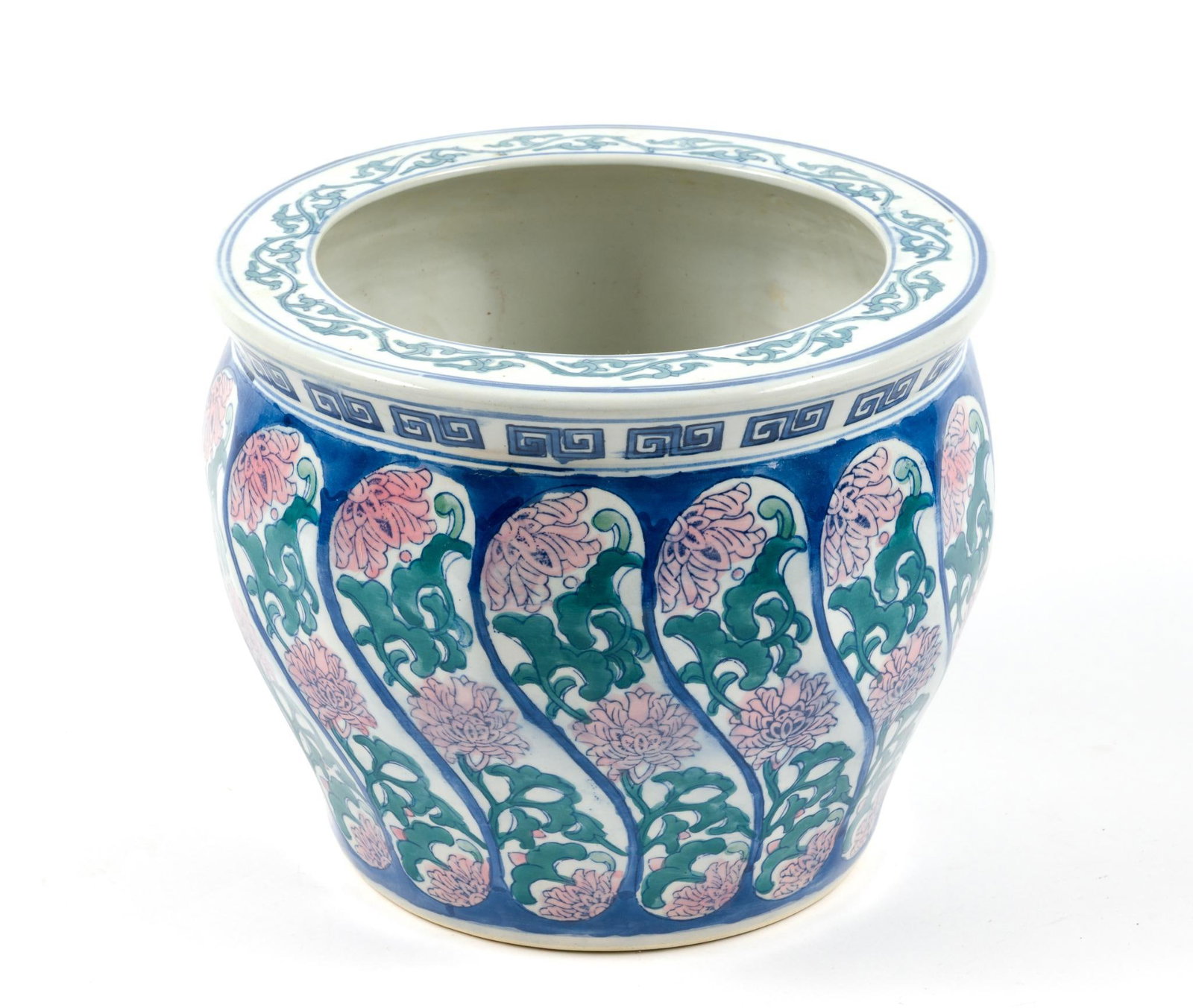 Vintage Chinese Porcelain Fish Bowl Jardiniere: 8" height, 10" width.