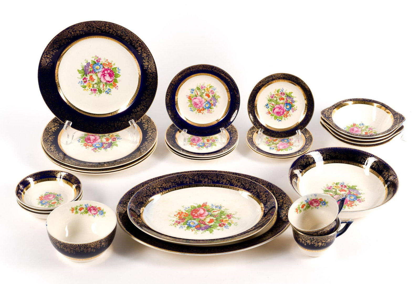 23 Pcs Century by Salem Dinner Service (1 of 5)