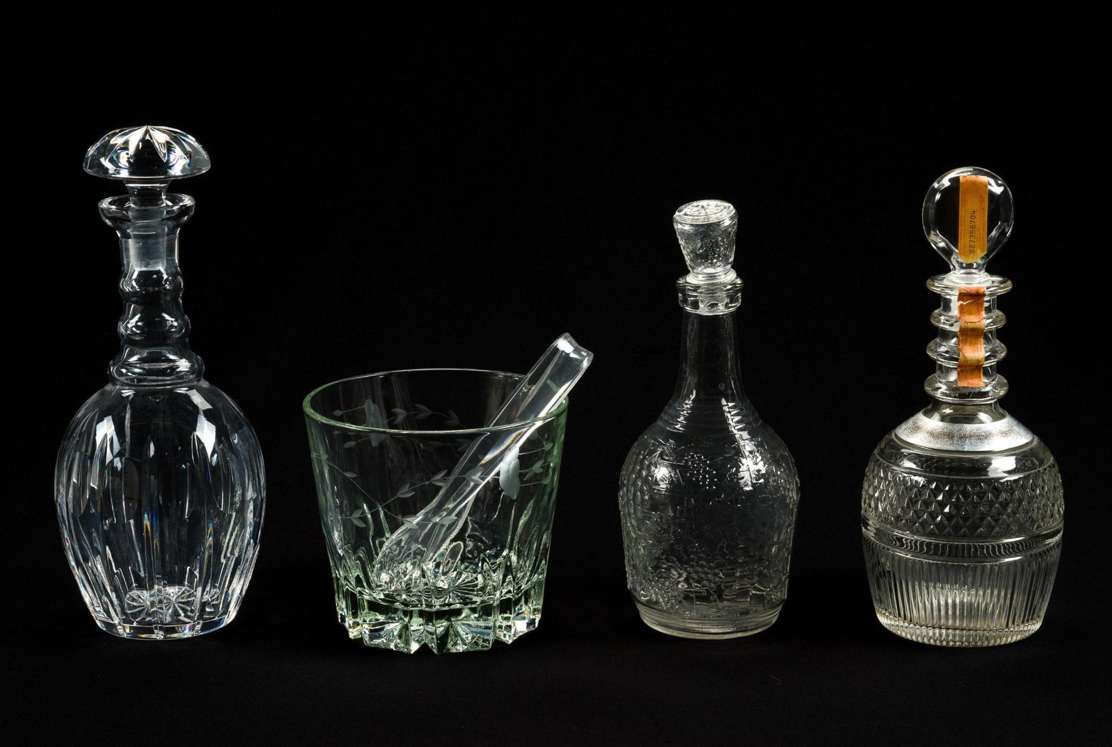 4 Pieces of Glassware: Sizes range from 10" by 5" to 8 - 1/2 to 4 - 1/2".