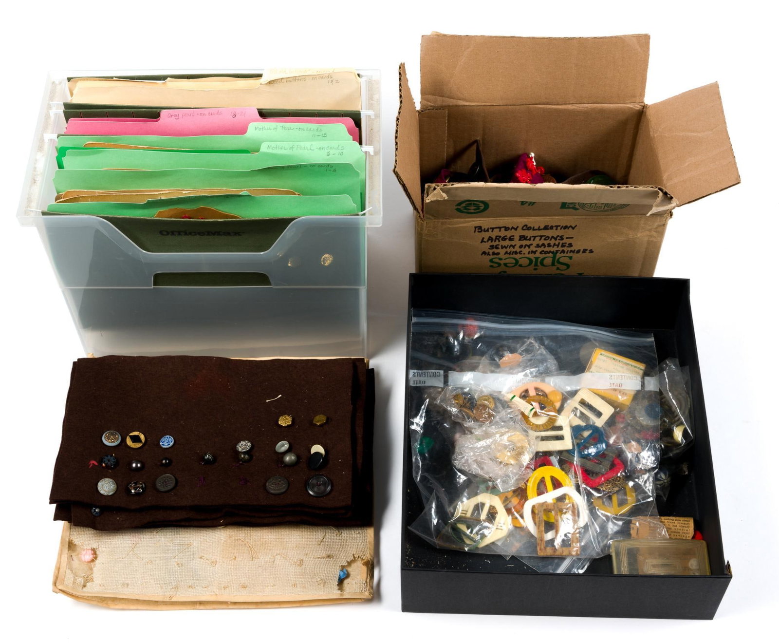 Vintage Buttons Incl. Button Cards: Includes mother-of-pearl and more.