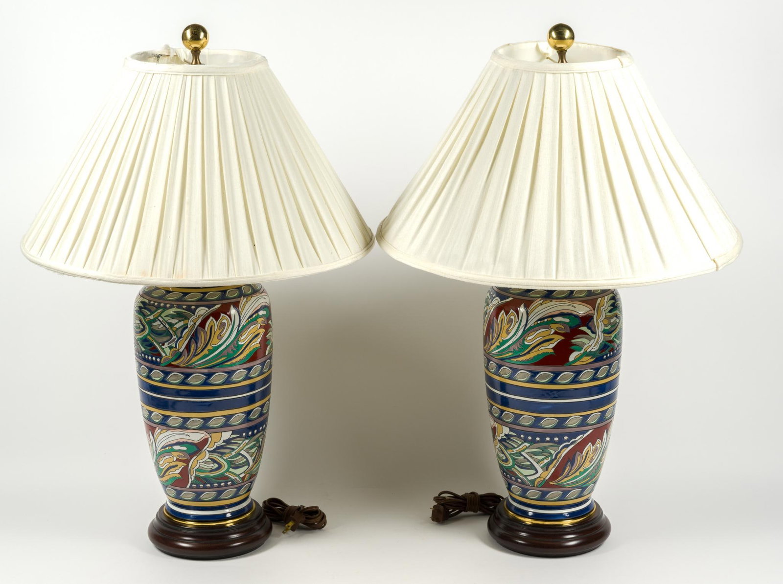 Pair of Vintage Porcelain Table Lamps (1 of 2)