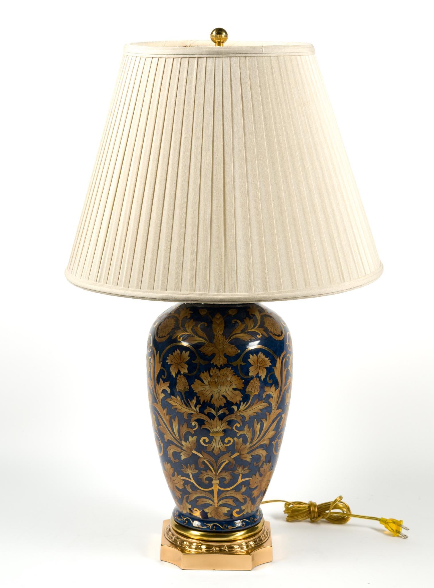 Vintage Frederick Cooper Chinoiserie Porcelain Lamp (1 of 3)