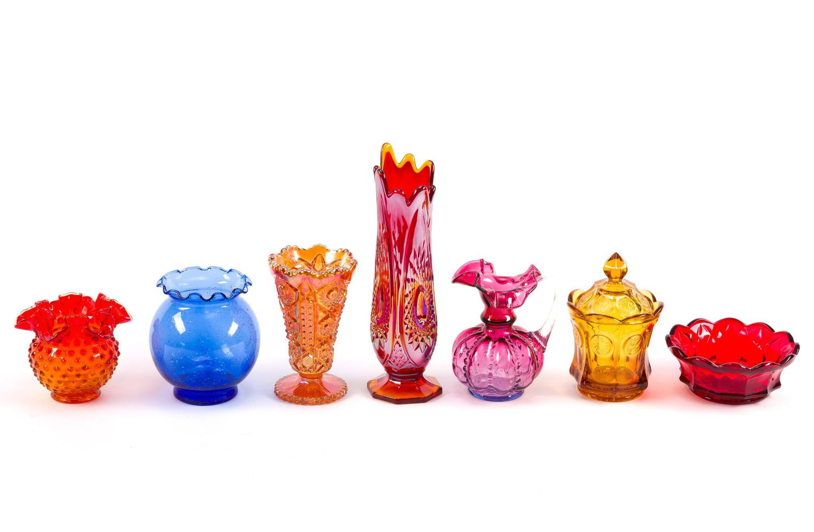 7 Pieces of Decorative Art Glass Incl. Fenton (1 of 3)