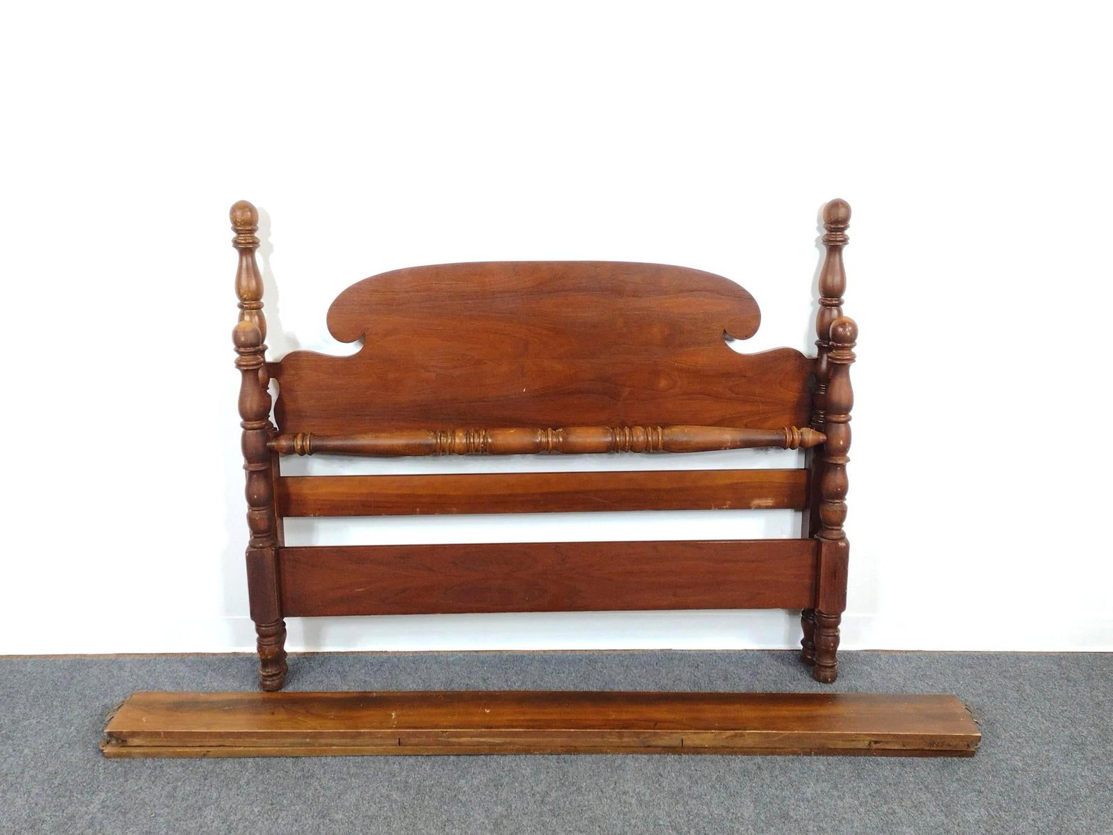 Full Bed Frame (1 of 2)