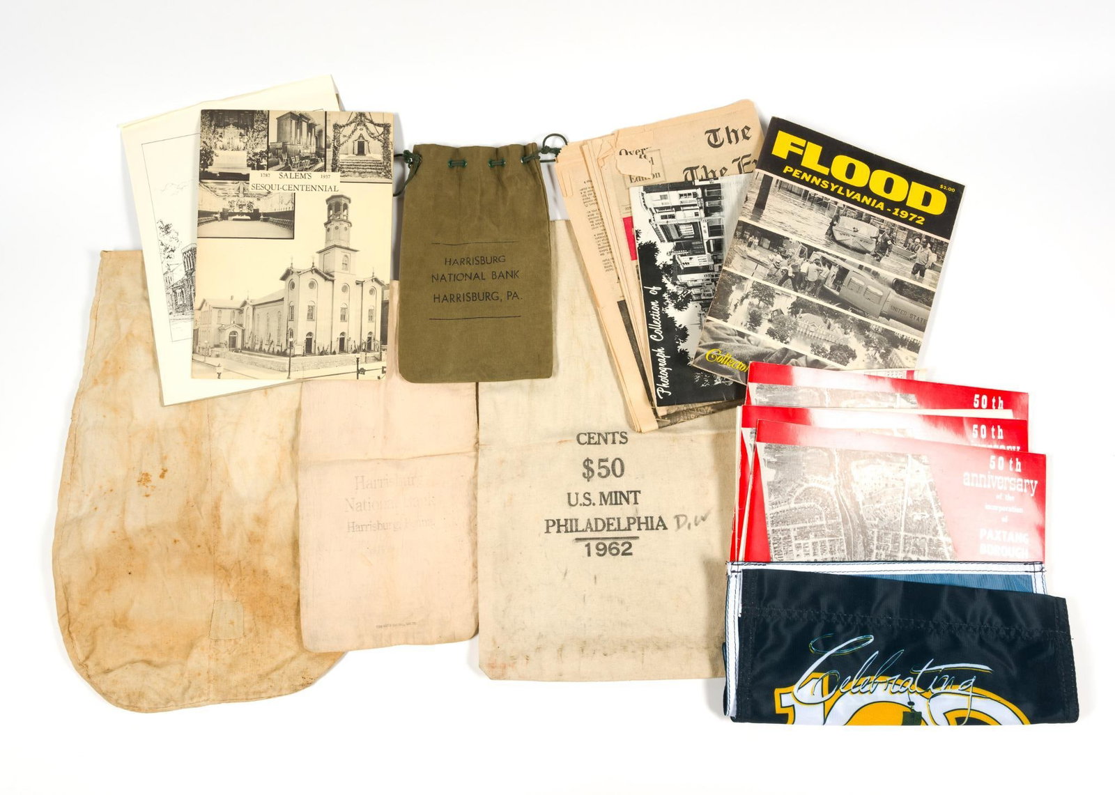 4 Pennsylvania Bank Bags & Memorabilia (1 of 6)