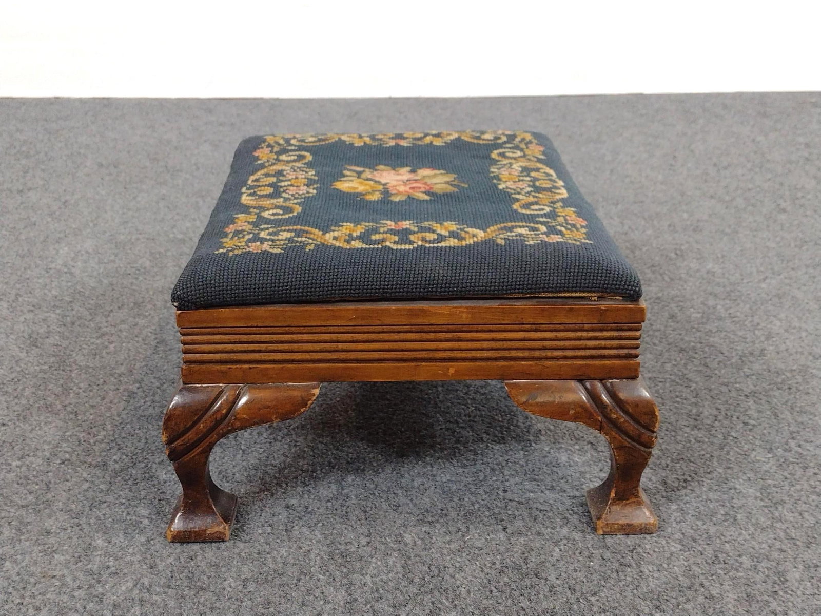 3 Foot Stools - 7