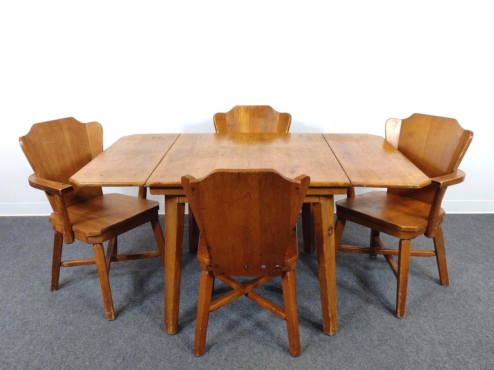 Habitant Shops Inc Dining Set (1 of 10)