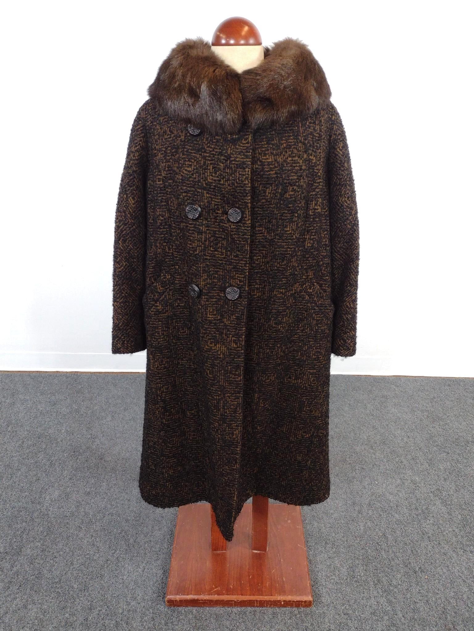Vintage Womens Schleisner Coat with Fur Trim (1 of 5)
