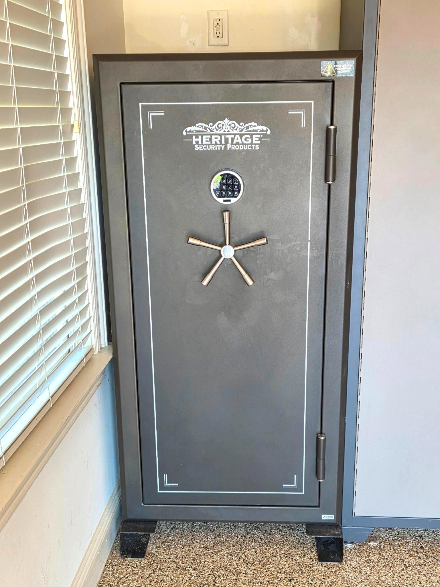 Heritage Gun Safe with Electric Lock (1 of 7)