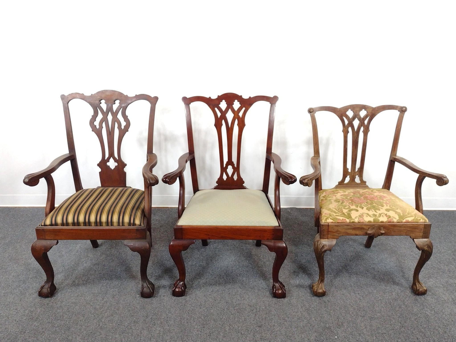 3 Chippendale Style Chairs (1 of 10)