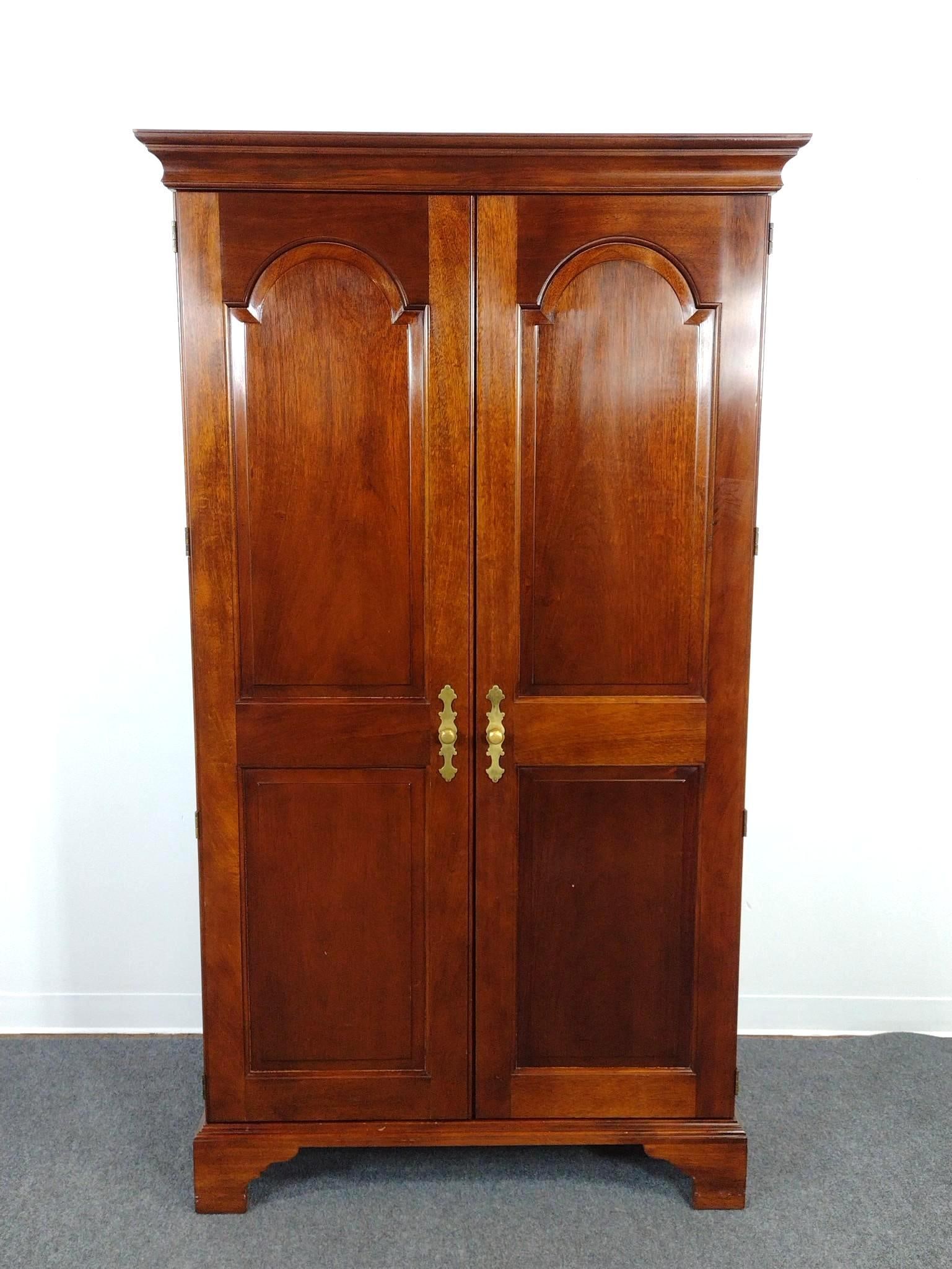 Stickley Armoire (1 of 5)