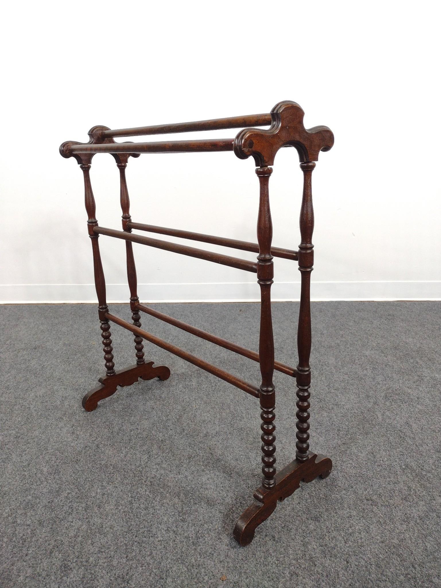 Quilt Rack: 26-3/4" wide X 12" deep X 32" high. Has wear consistent with age.