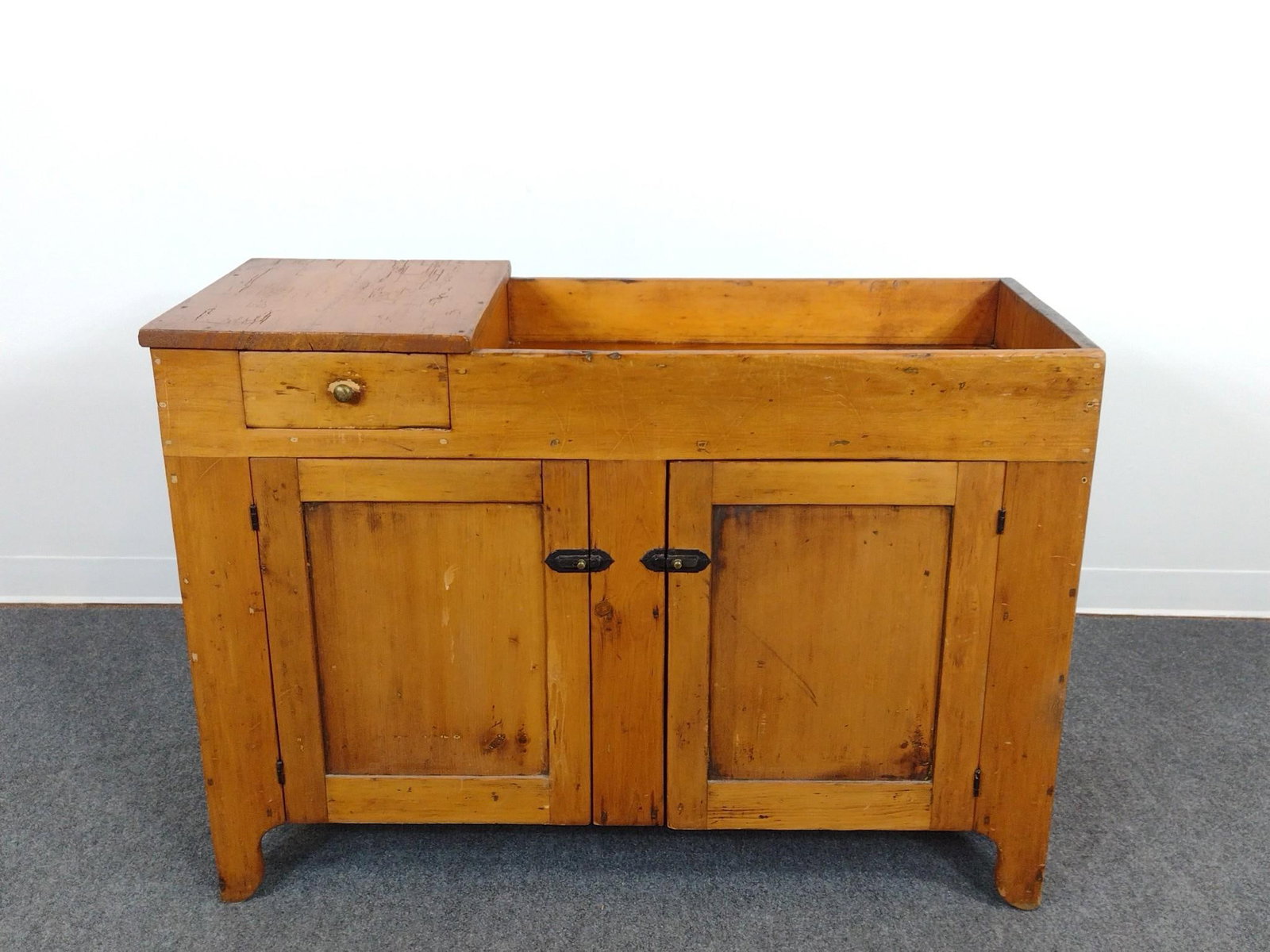 Dry Sink (1 of 7)