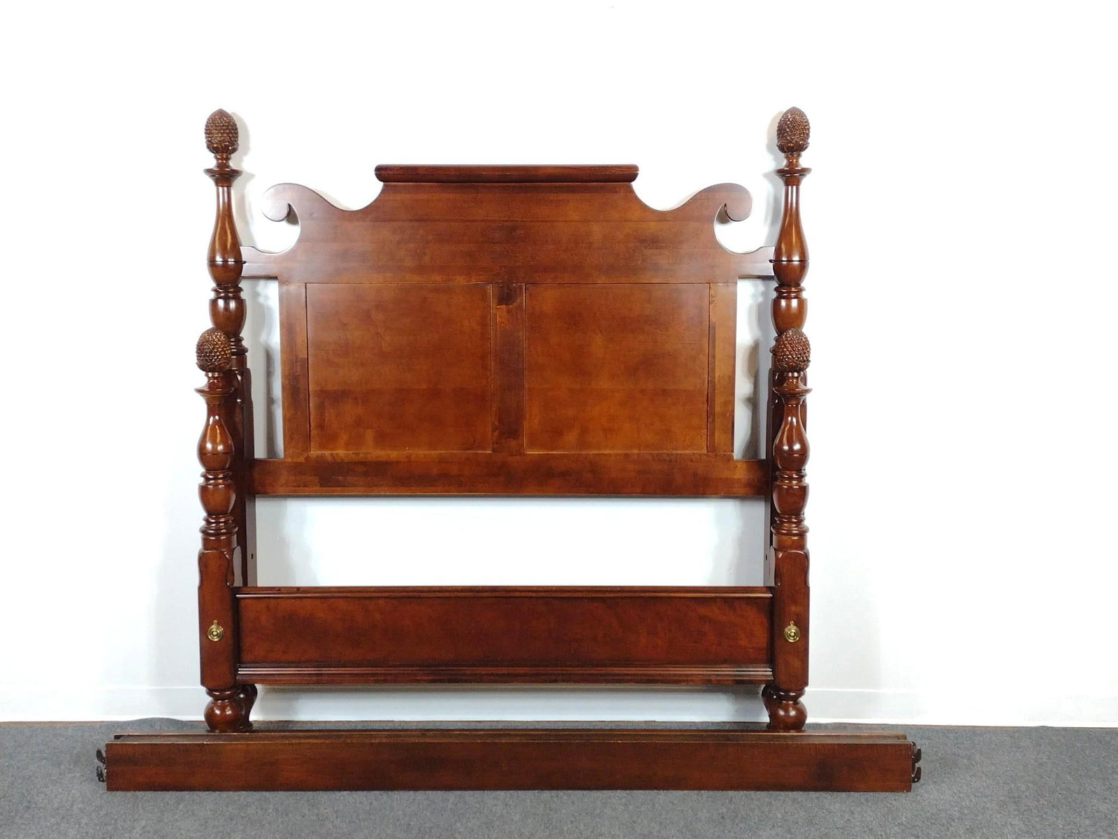 Queen Size Pineapple Post Bed: 64" wide X 90" deep X 68-3/4" high.