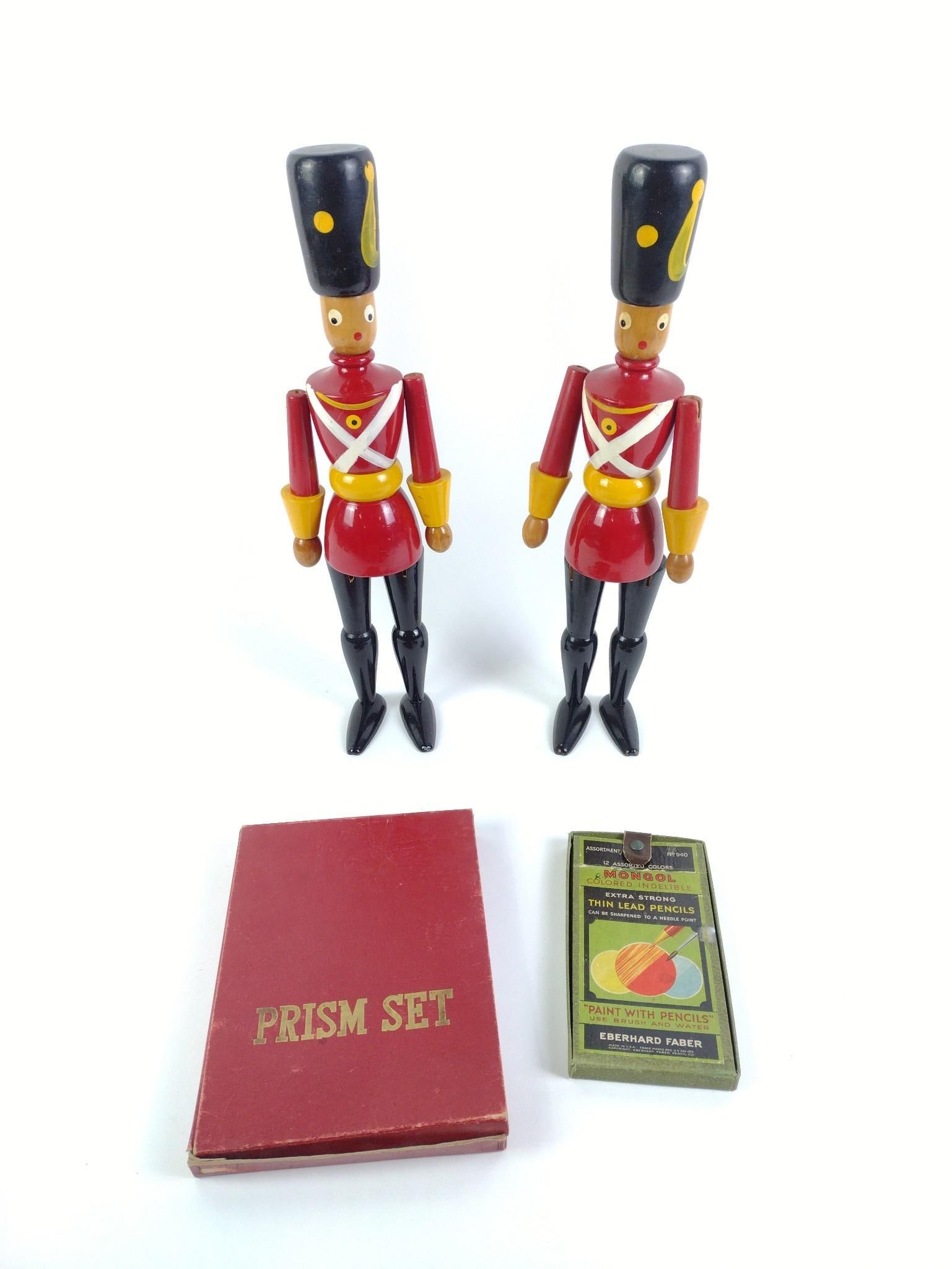 Vintage Ma. Gi. Toy Soldiers (1 of 8)