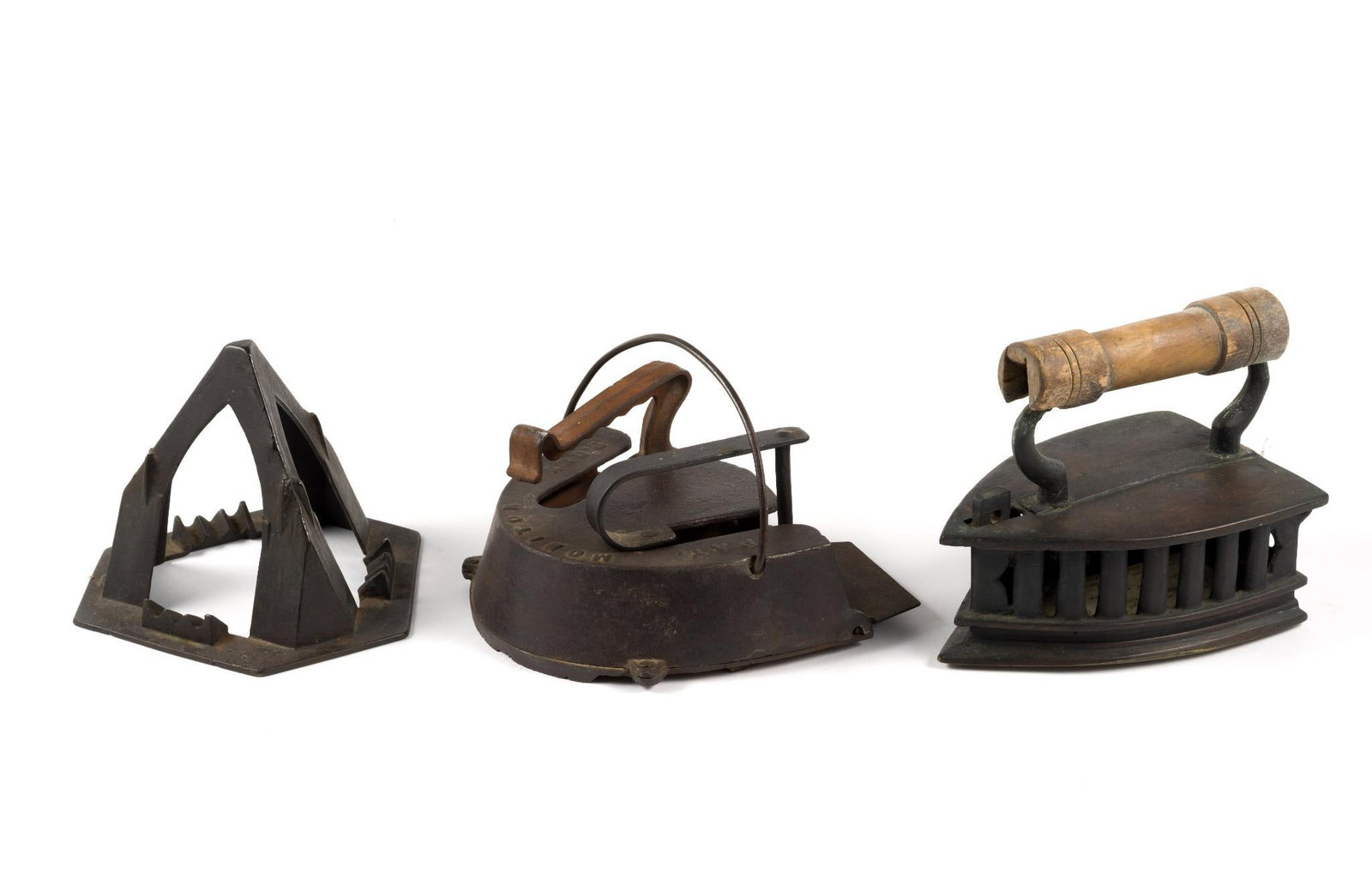 (Reconstruction Era) 3 Antique Cast Ironing Pieces (1 of 4)