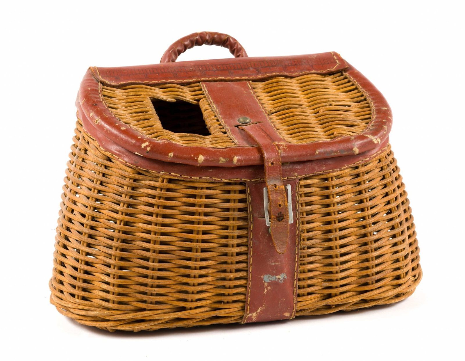 (Reconstruction Era) Vintage Wicker Fishing Creel (1 of 2)