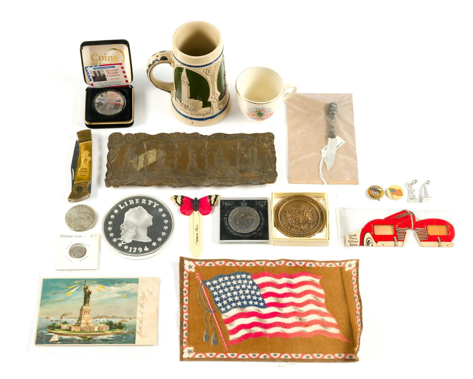 (Depression Era) 19 Vintage Souvenir Items: Includes New York souvenir items. Items include cup, post card, souvenir coins, and more. 2-1/2" to 3-1/4" wide x 2-1/2" to 5" high.?