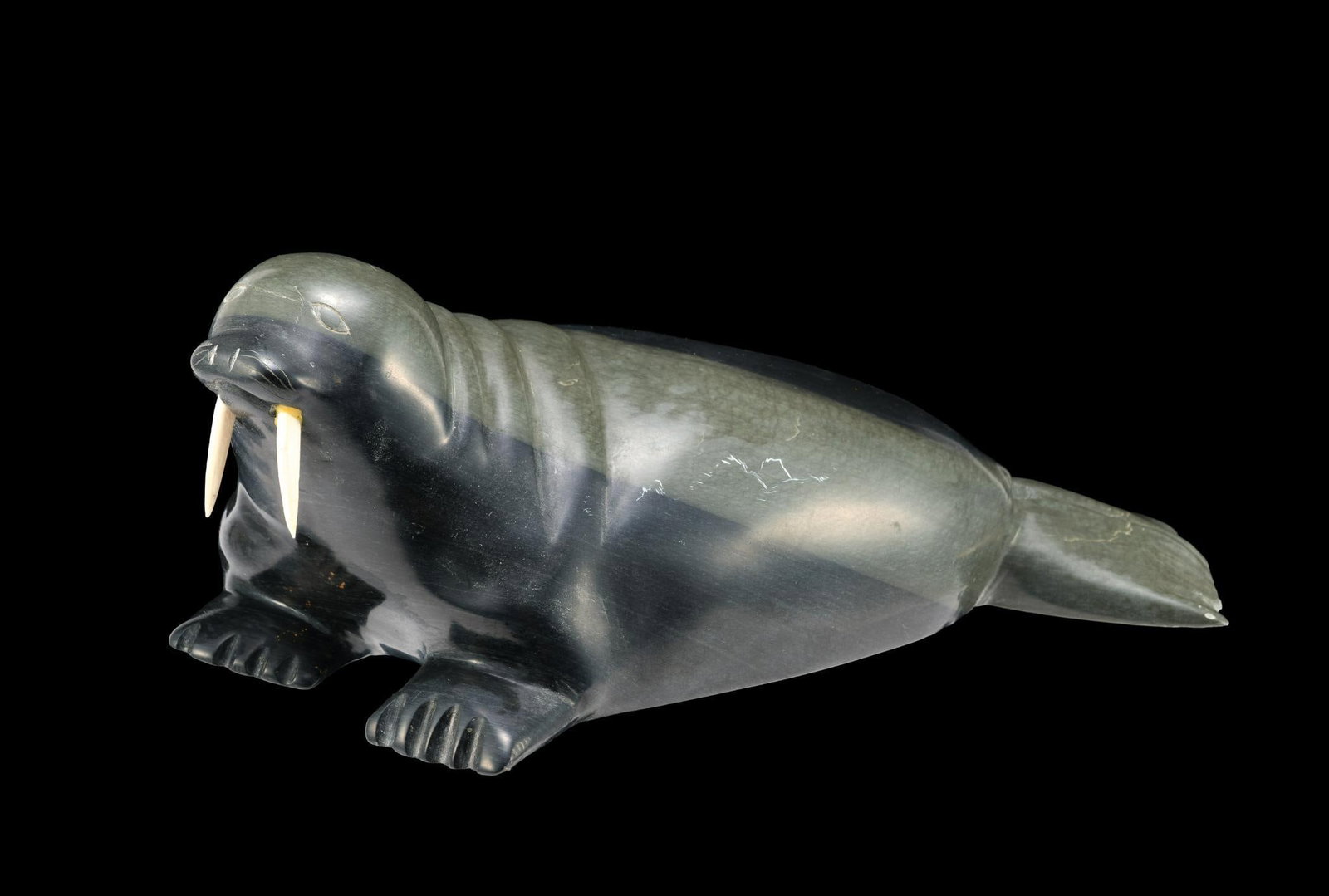 (Cold War Era) Inuit Black Soapstone Walrus Carving (1 of 4)