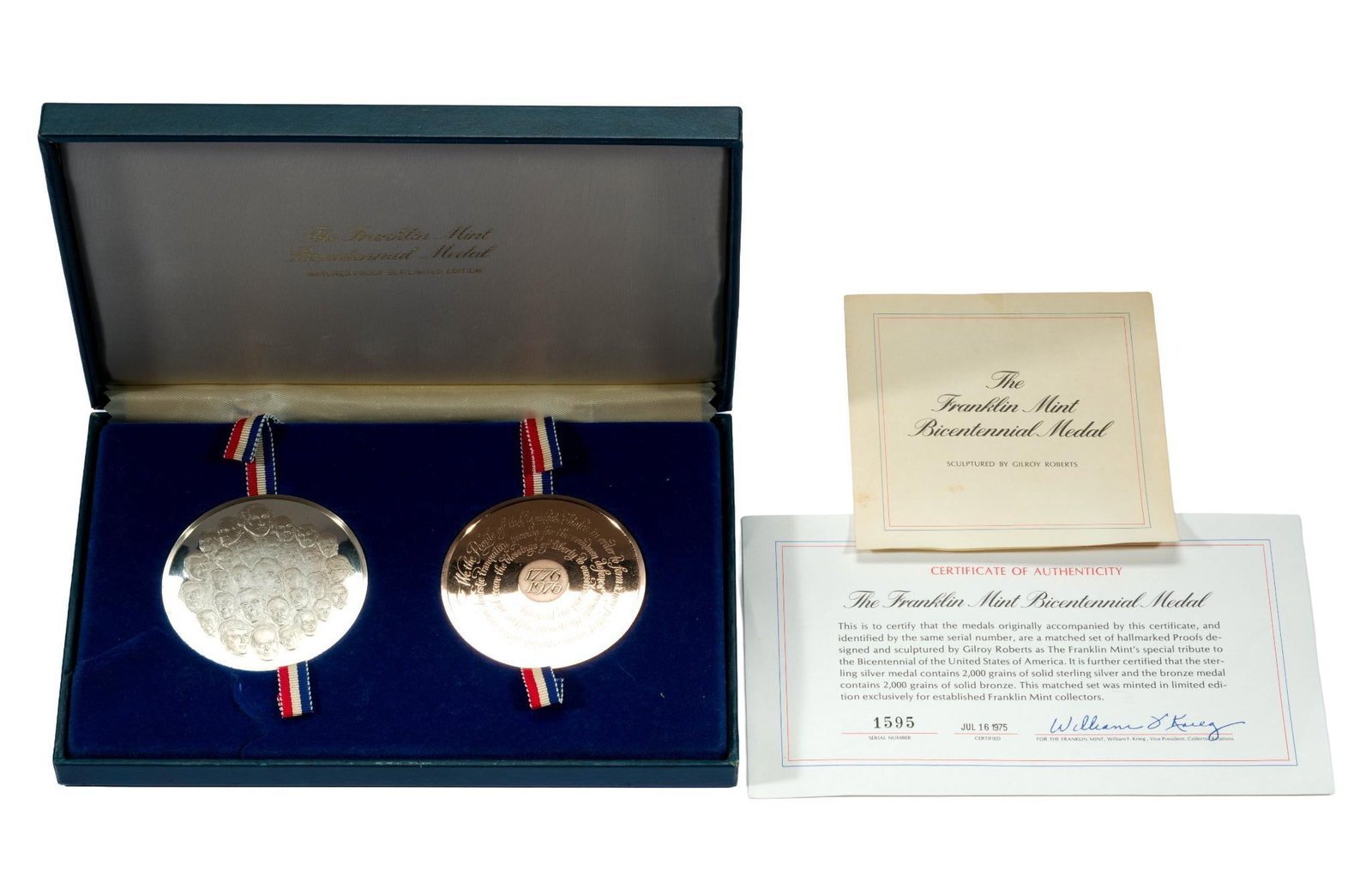 Franklin Mint Bicentennial Medal Sterling Silver (1 of 3)