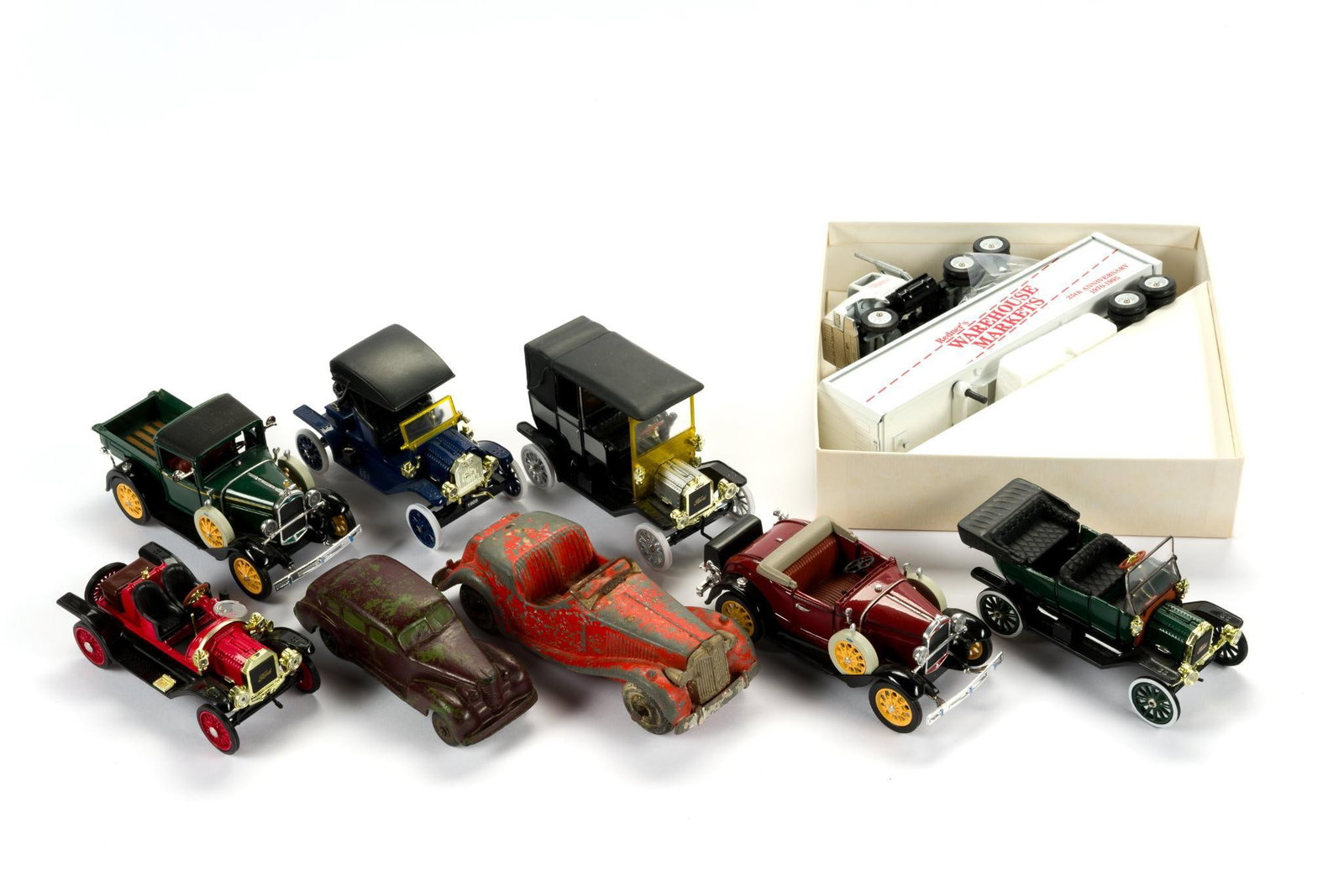 9 Toy Cars incl. Die Cast (1 of 4)