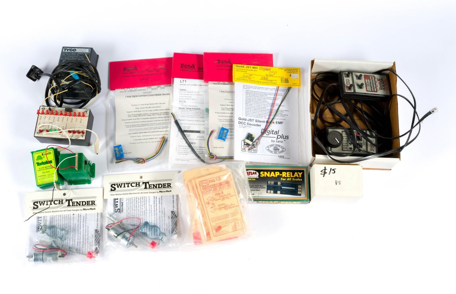HO Scale Track Accessories Incl. Digitrax (1 of 4)