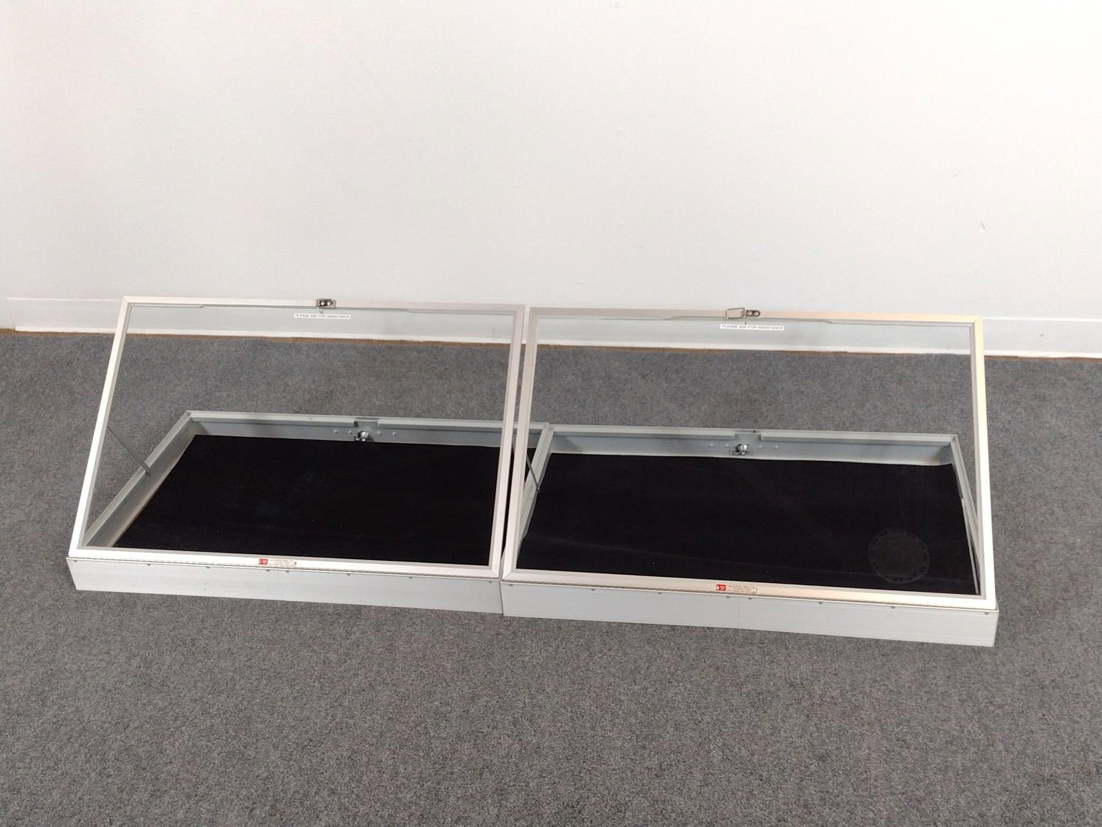 2 Allstate MFG Glass Top Display Cases Without Keys (1 of 4)