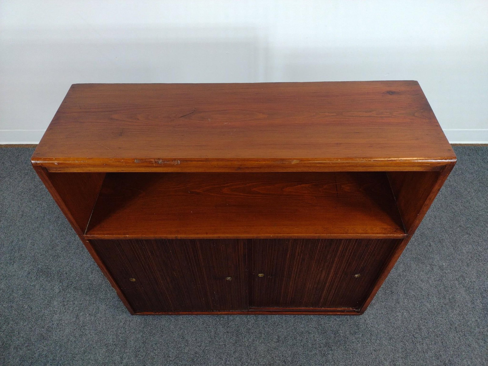 Low Cabinet - 3