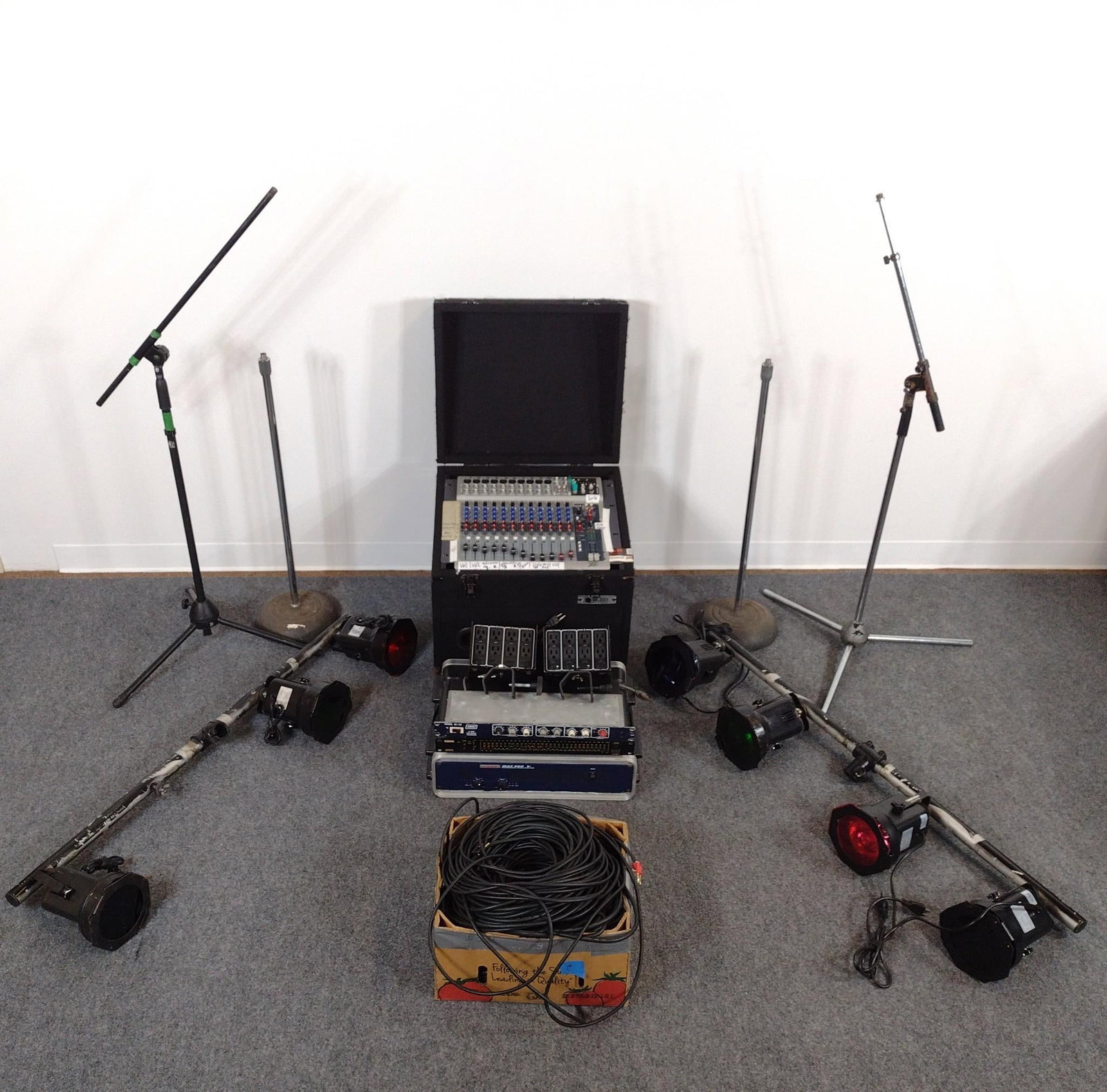 Assorted Live Performance Audio Equipment & Stage Lighting (1 of 7)