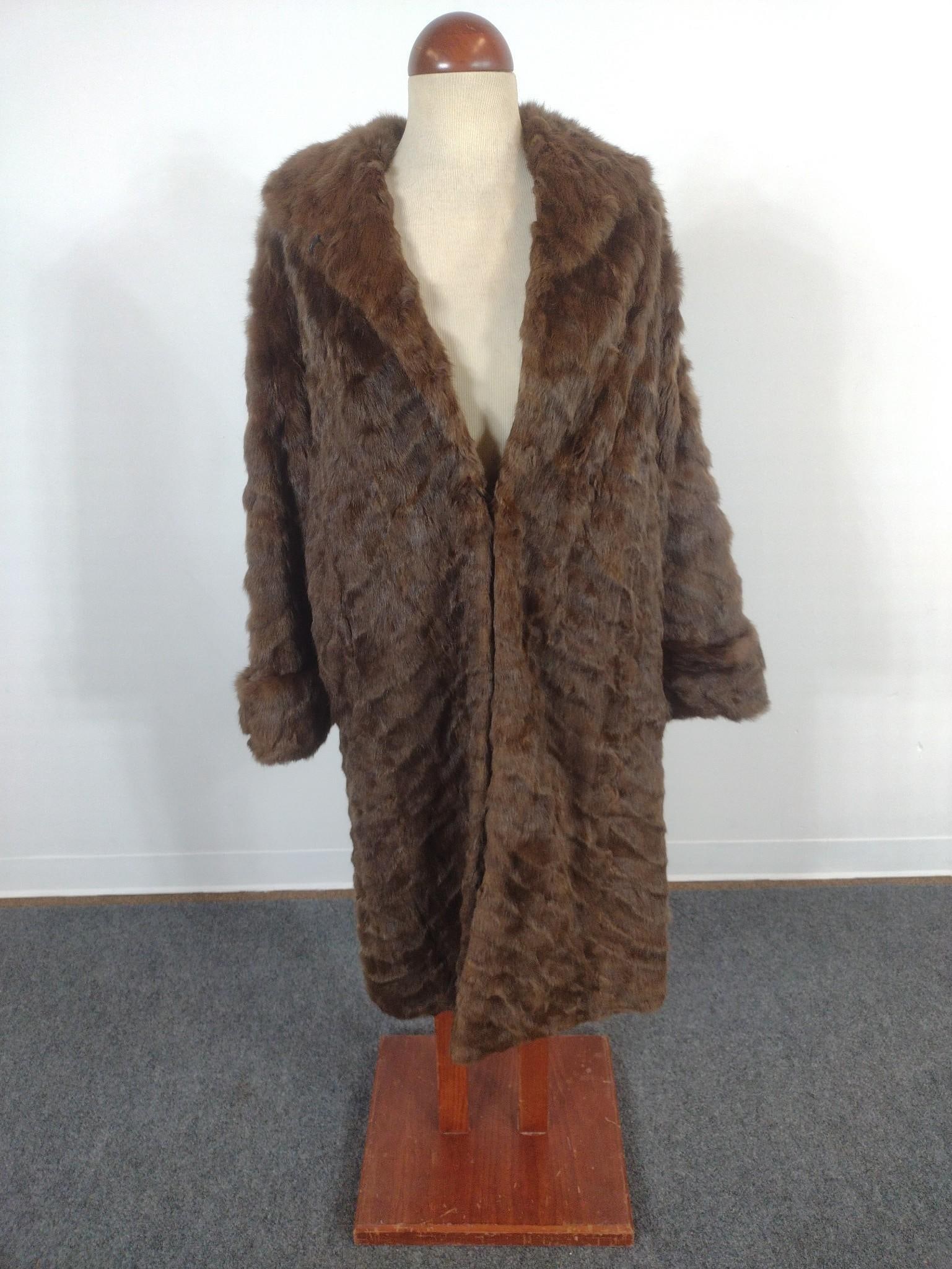 Charles Harrisburg PA Fur Coat: Tag sewn upside down. Shoulder to shoulder 17-1/2" wide. 