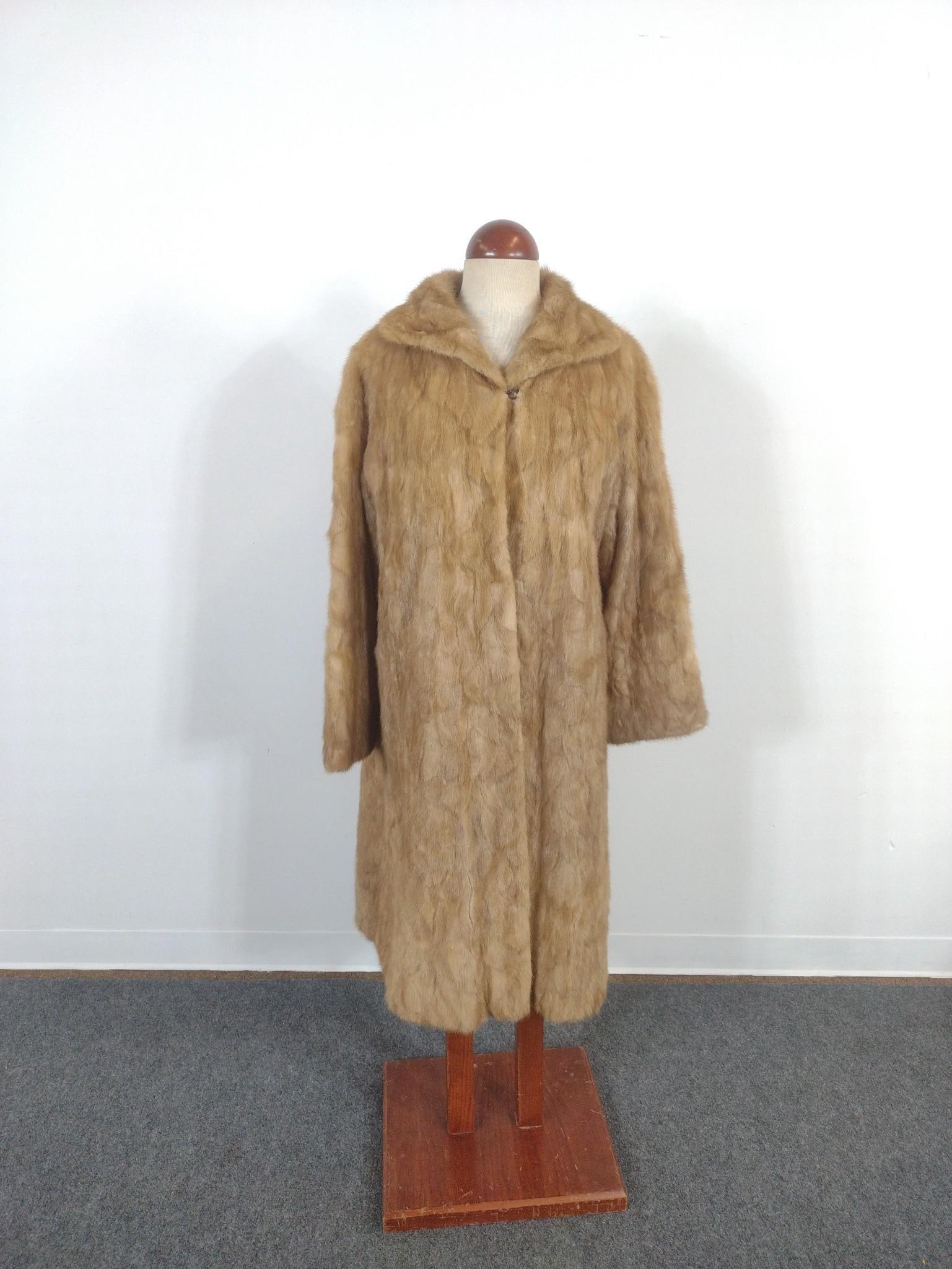 Bruno Furs Coat (1 of 3)