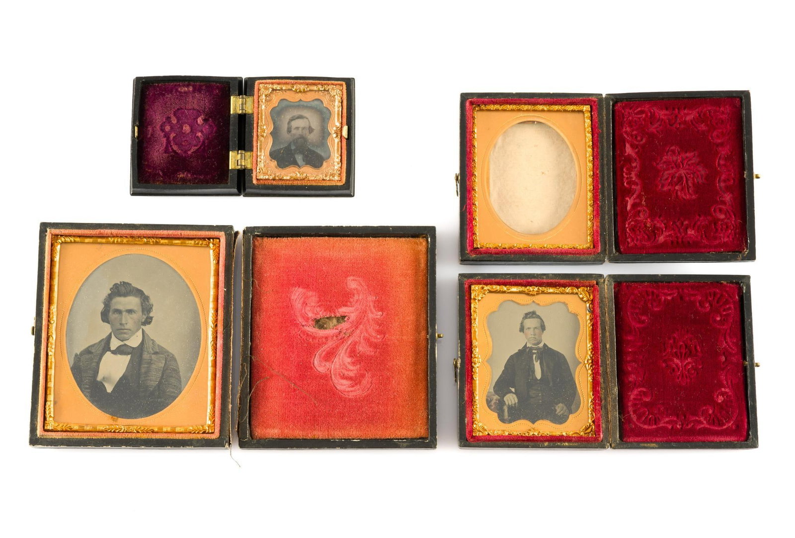 4 Antique Daguerreotype Tintypes (1 of 9)