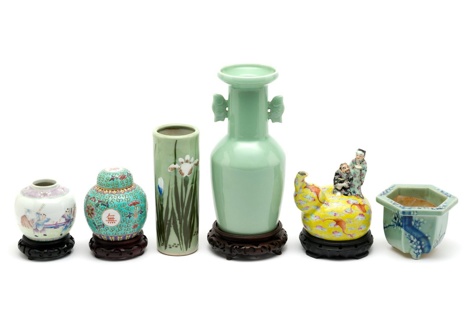 Chinese & Japanese Porcelain Incl. Famille Jaune (1 of 7)