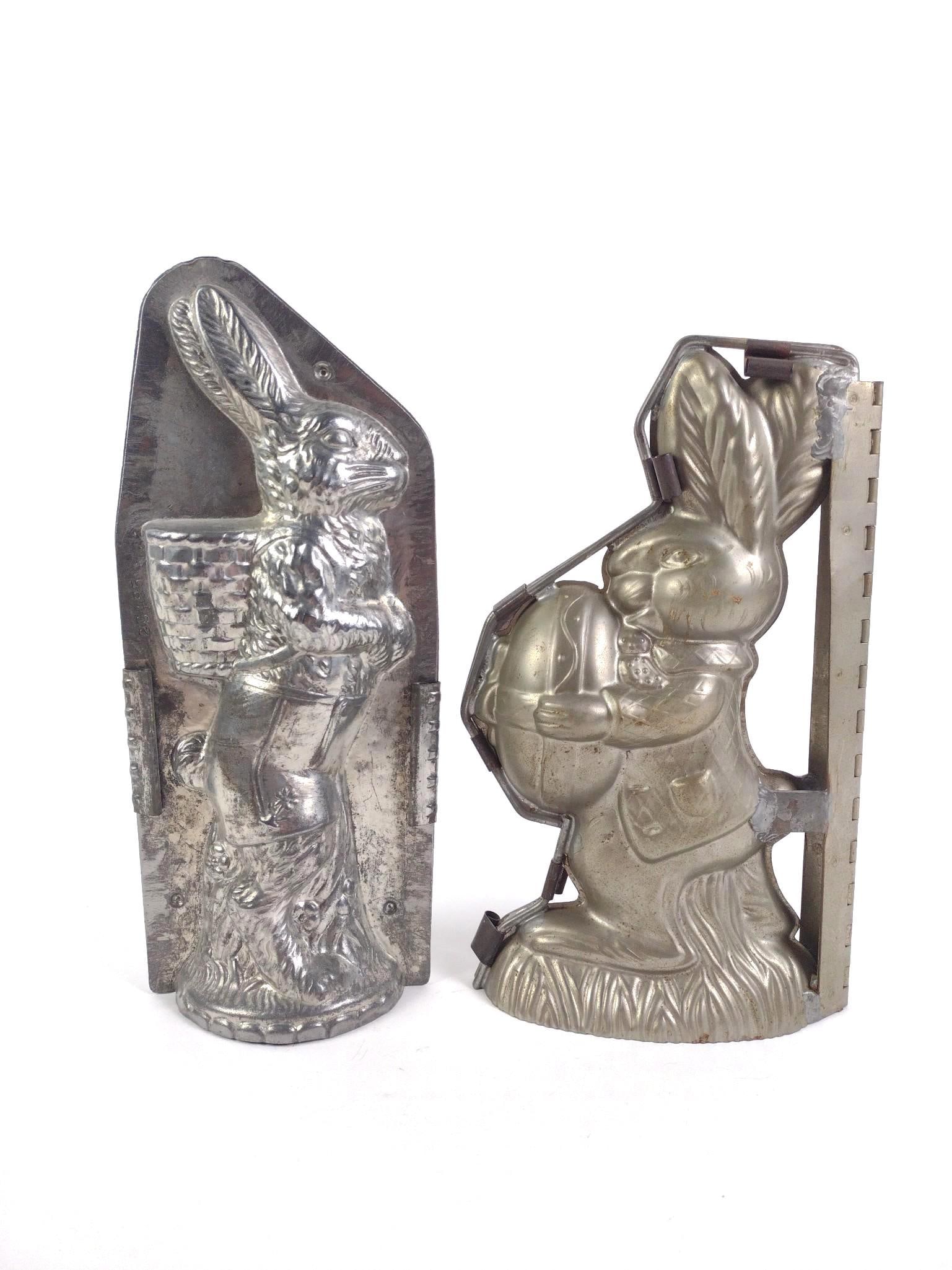 2 Easter Bunny Chocolate Molds (1 of 4)