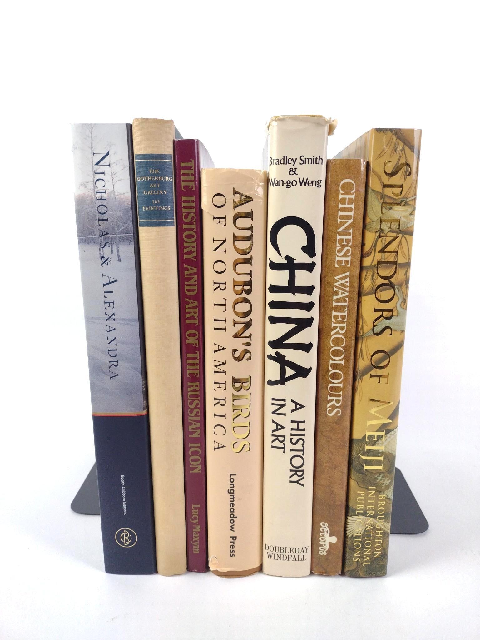 7 Large World Art, History, & Science Books: Large art and science books in good condition with some wear and tear on the edges. Includes Splendors of Meiji, Audubon's Birds, The History and Art of the Russian Icon, Nicholas and Alexandra, and
