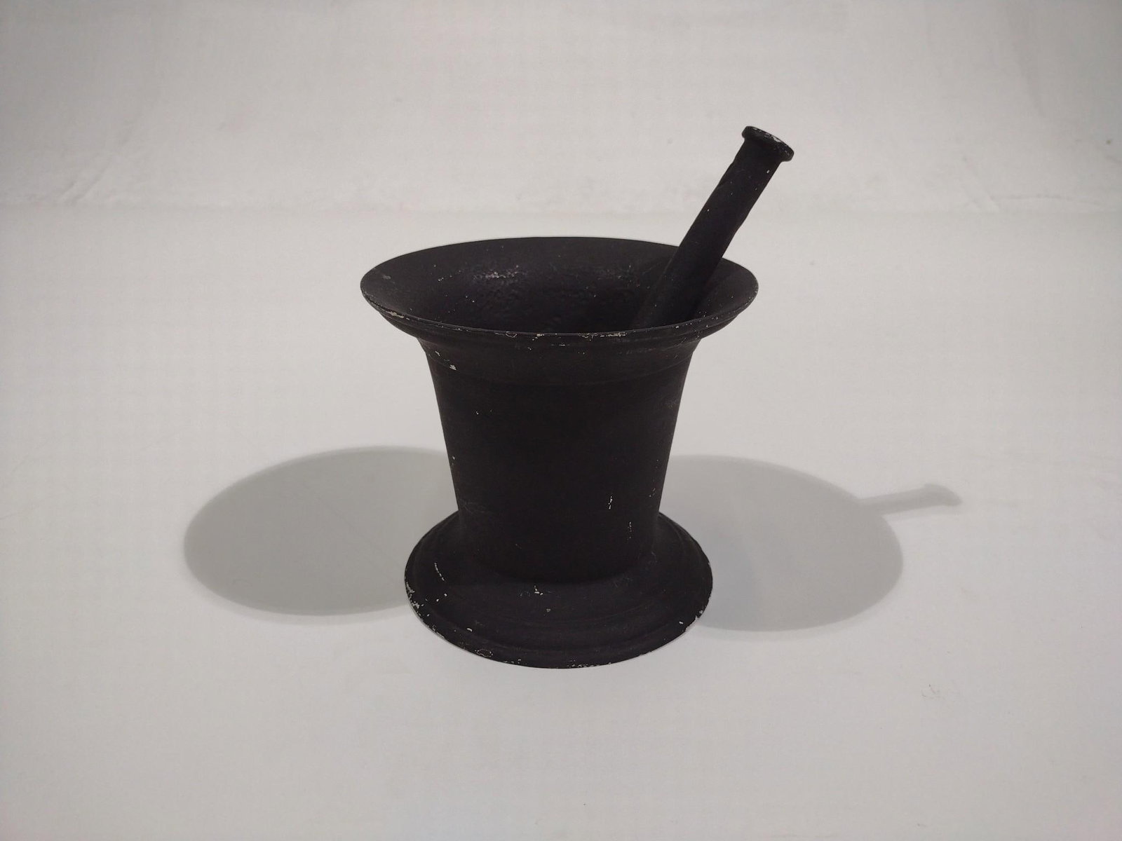 8 Vintage Kitchenware Objects - 7
