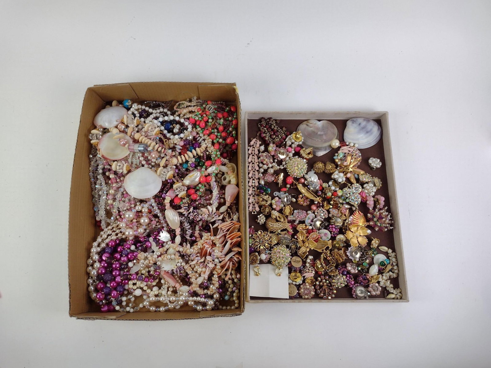 Costume Jewelry Incl. Lee Sanchez: Includes jewelry made by Harrisburg, PA artist Lee Sanchez. Also includes shells, Austin and Trifari. 