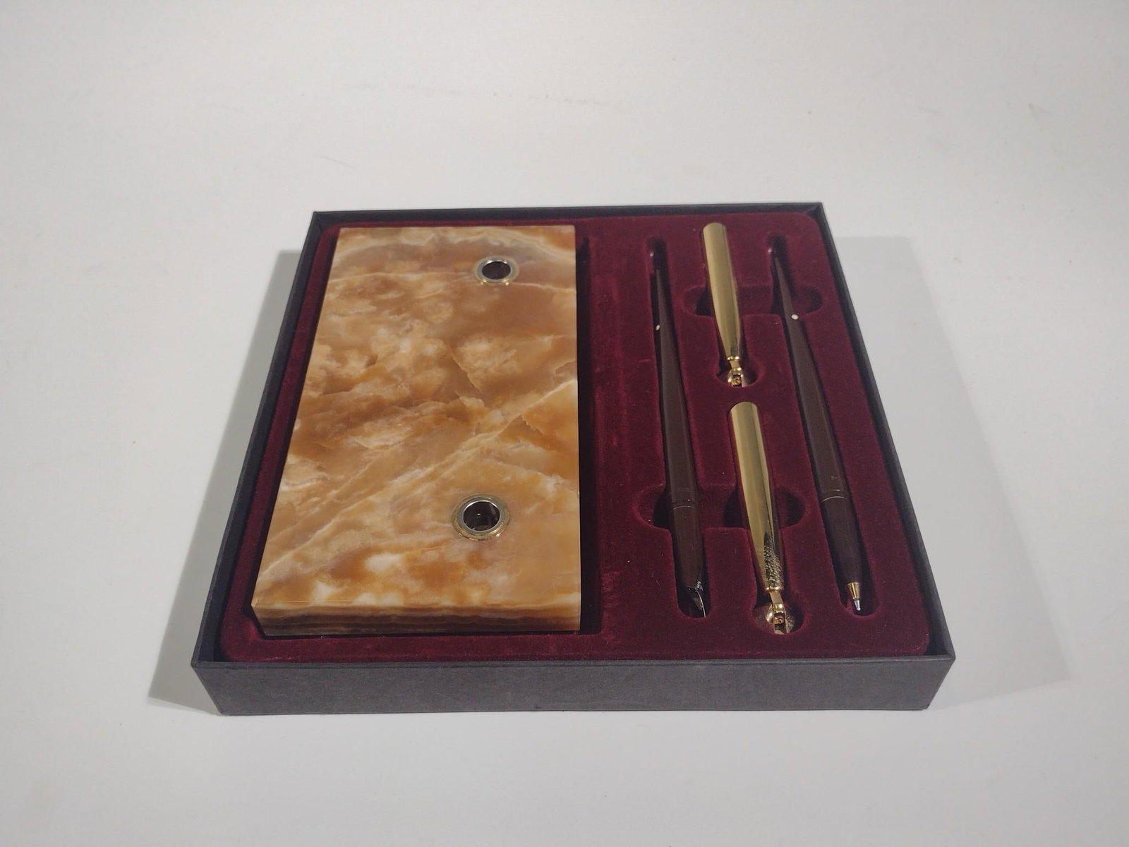 Sheaffer Spanish Onyx Desk Set: Includes fountain pen and ball point pen, in original box. 9" wide x 1-1/4" high. 