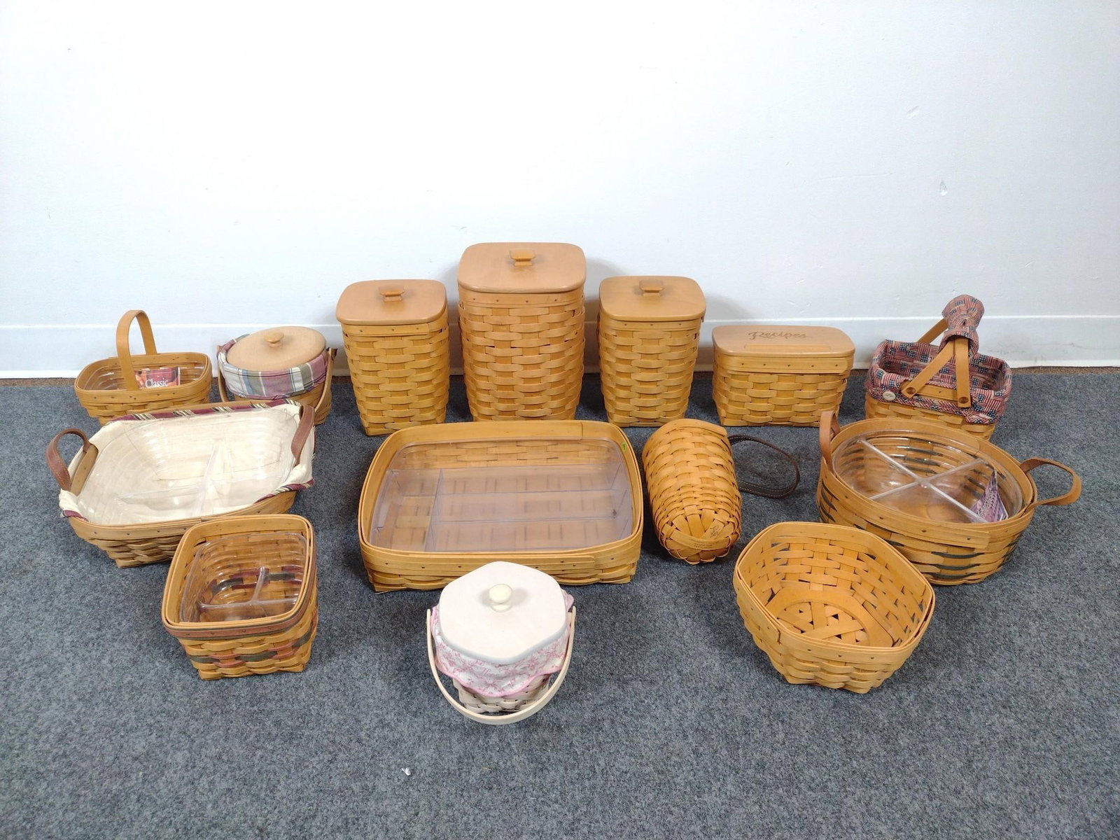 14 Longaberger Baskets (1 of 6)