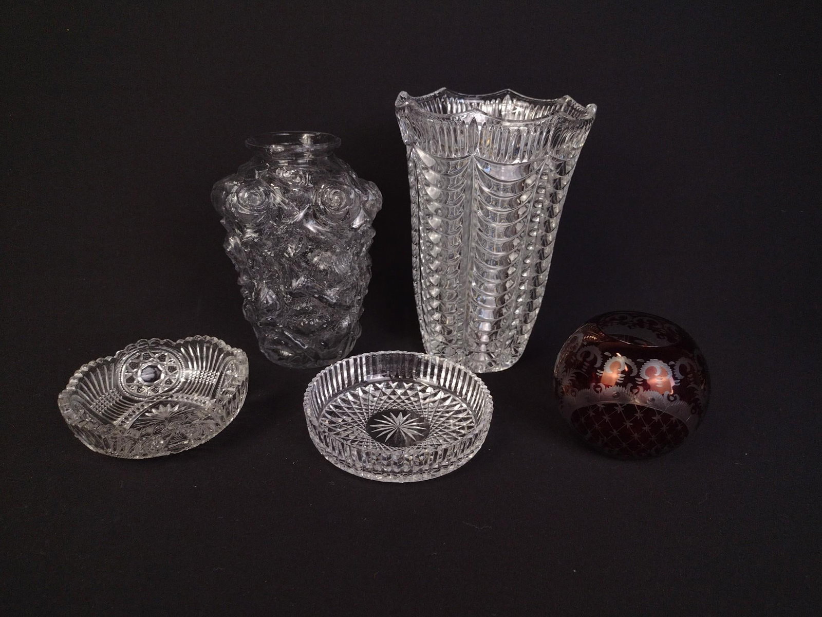 5 Pieces of Glassware (1 of 7)